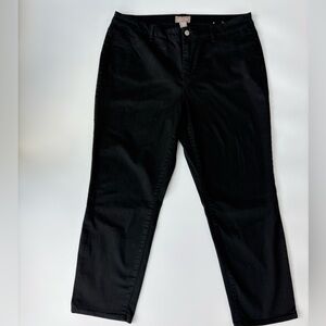Chico’s Black Ankle Staight Leg Jeans